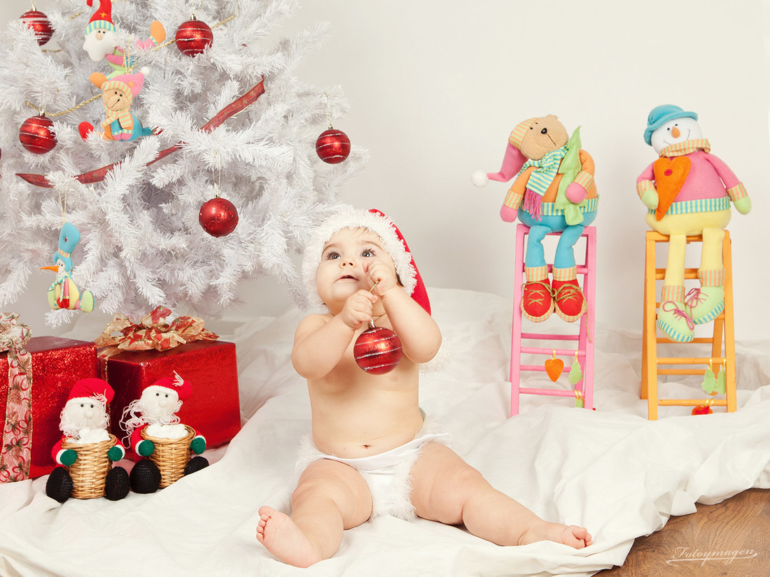 FOTOYMAGEN Carmen Regala Navidad Albol de Nieve (3)