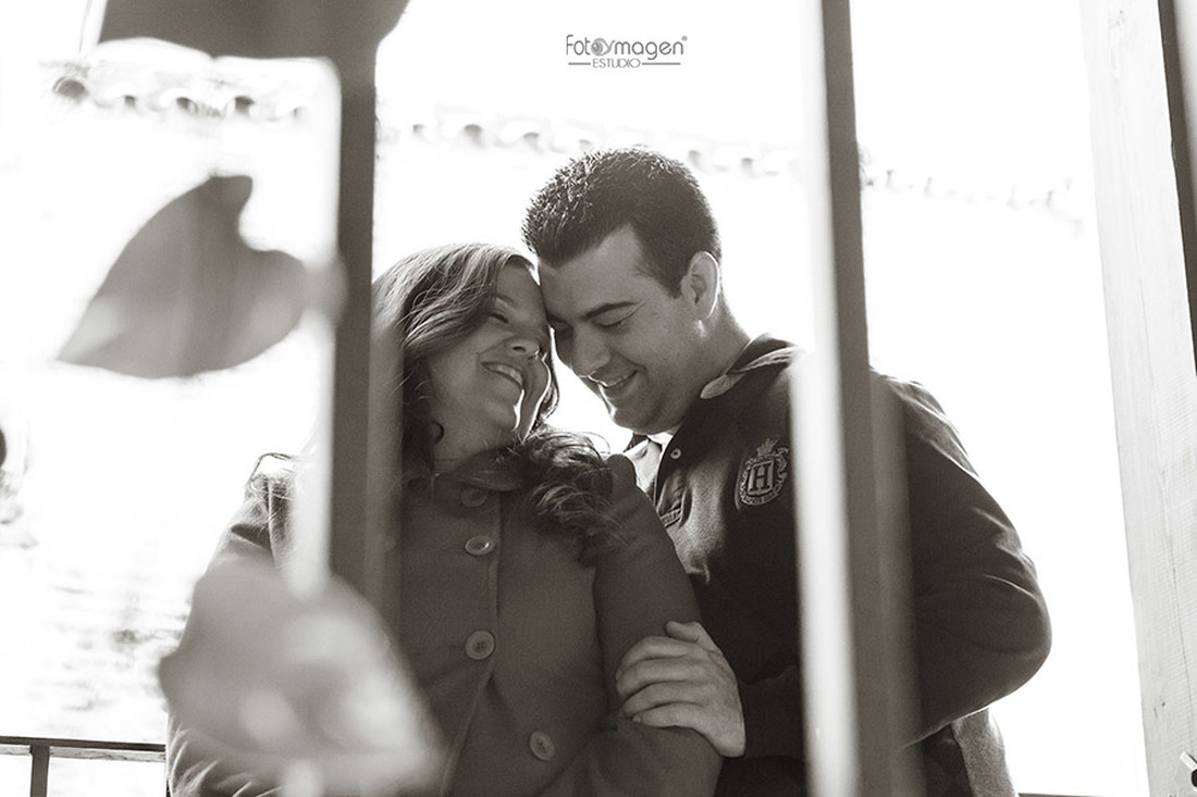 FOTOYMAGEN-Inma-y-Antonio-Preboda-Boda-Magia-Sevilla-Giralda-Triana-Juderia-Marchena-(2b)