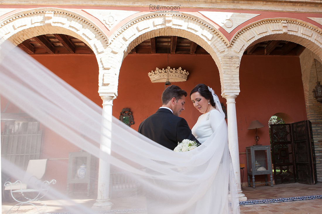 FOTOYMAGEN-Boda-Alvaro-y-Rosario-Marchena-Ave-Mª--Huerta-las-monjas-San-Miguel--(7)