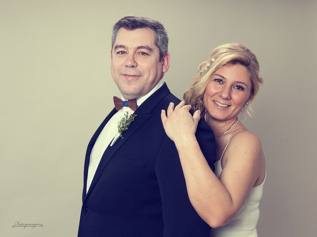 FOTOYMAGEN-Boda-Ramon-y-Jurate-fotos-de-boda-en-estudio-boda-estudio-Boda-tradicinal-Marchena--(4)