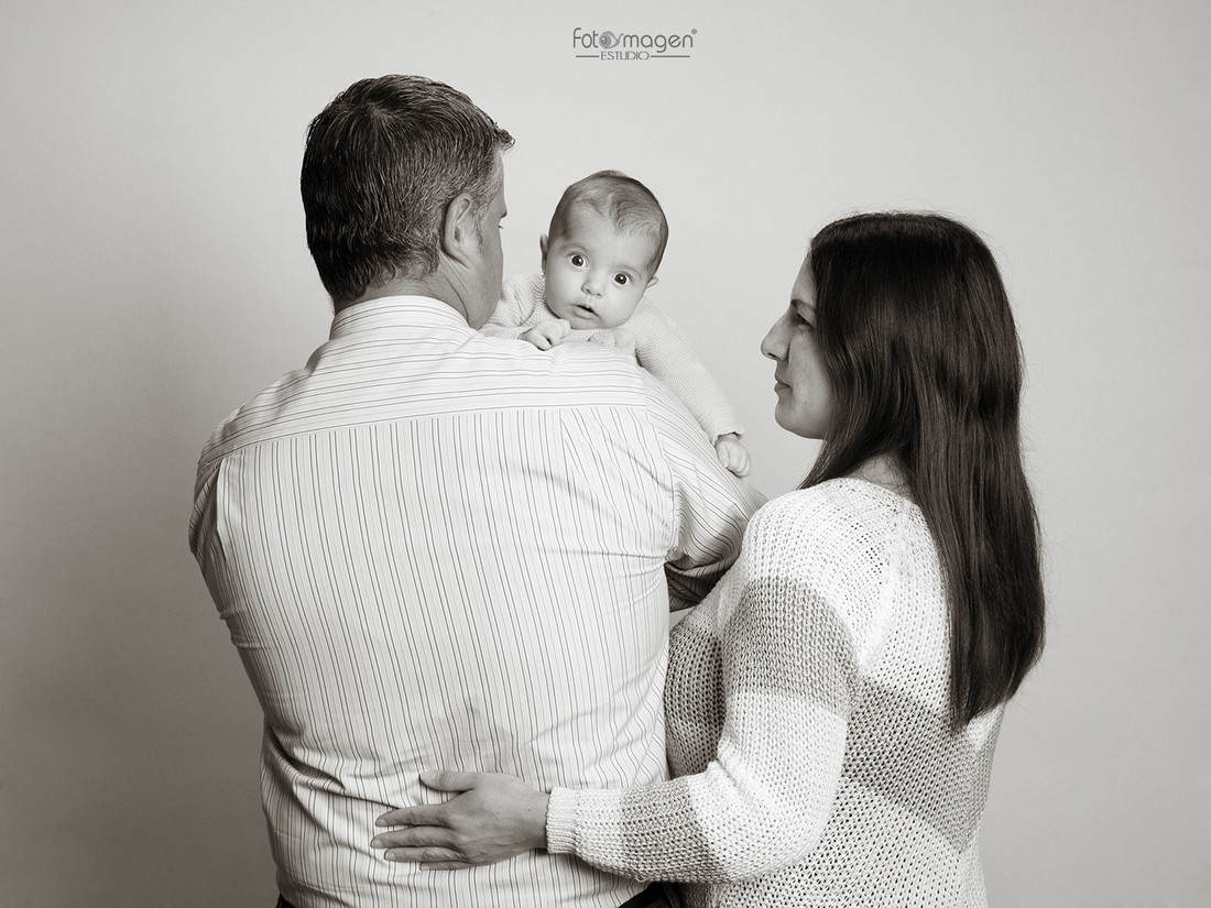 FOTOYMAGEN-New-Borm-Embarzadas-original-Momentos-Fotos-de-estudio-familia-(2)