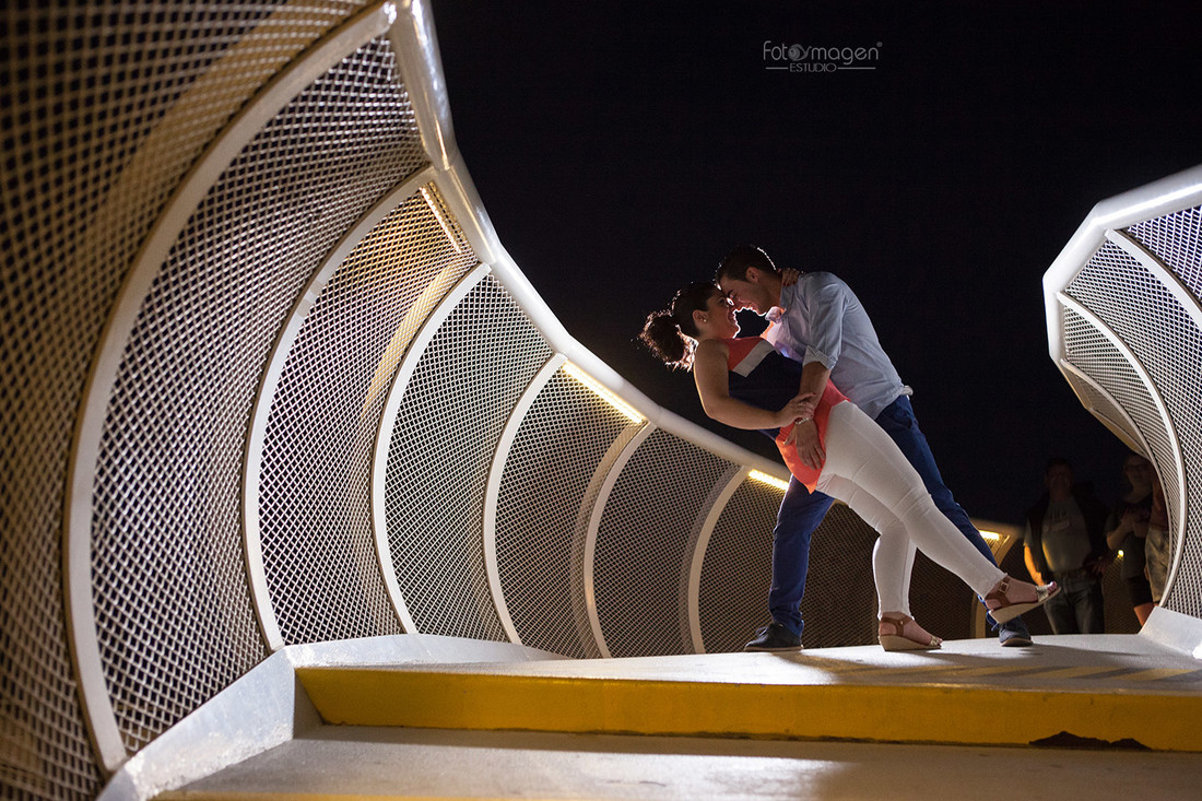 FOTOYMAGEN-PreBoda-Noelia-y-Juan-Catedral-de-Sevilla-Seta-de-la-Encarnacion-PREBODA-Natural-(1)