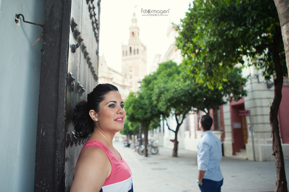 FOTOYMAGEN-PreBoda-Noelia-y-Juan-Catedral-de-Sevilla-Seta-de-la-Encarnacion-PREBODA-Natural-(3)