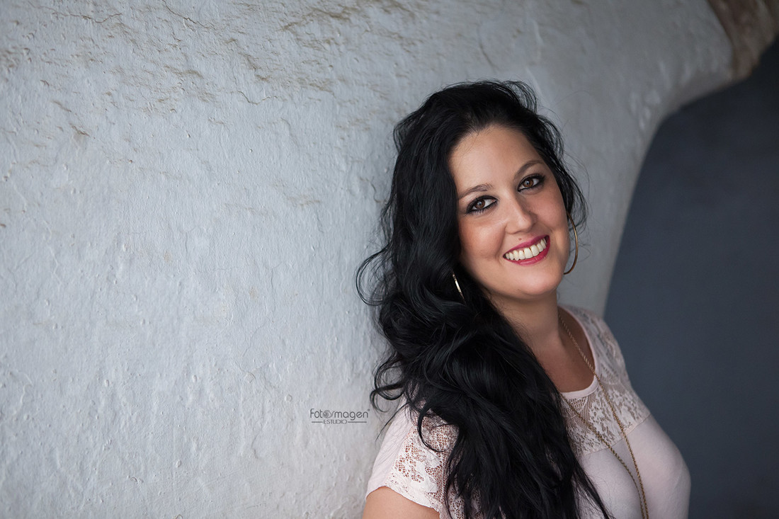 FOTOYMAGEN-PreBoda-Alcia-y-Jonathan-Sevilla-Barrio-Santa-Cruz-La-Juderia-Rio-Guadalquivir-Puente-Triana-(3)