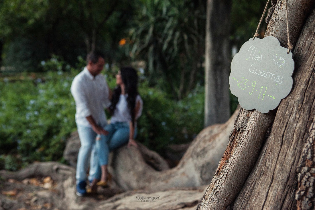 FOTOYMAGEN-PreBoda-Ezequiel-y-Gema-Sevilla-FC-Campo-Sanchez-Pizjuan-Giralda-Barrio-Santa-Cruz-Triana-Puente-Triana-(4)