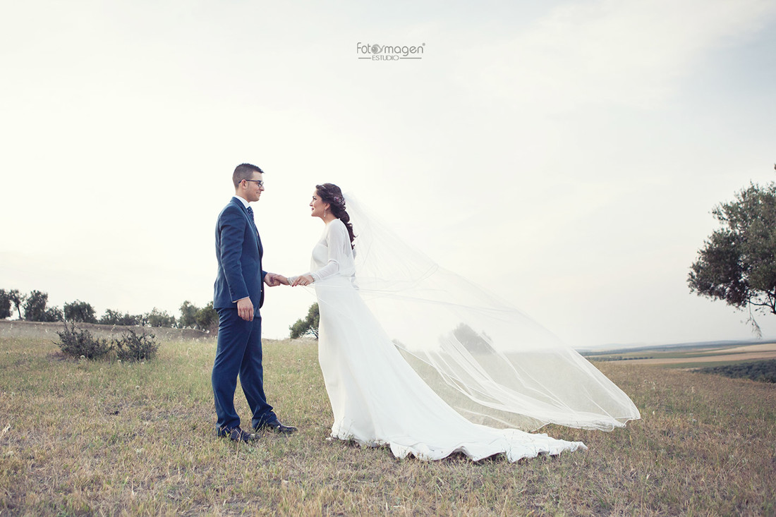 FOTOYMAGEN-Boda-Migue-y-Leni-Arahal-Arache-Los-Barreros-Paris-Torre-Eiffel-Fotos-Originales-y-Diferentes-(3)