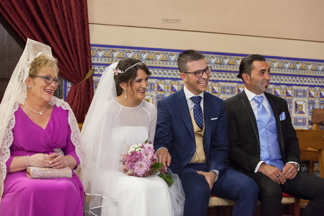 FOTOYMAGEN-Boda-Migue-y-Leni-Arahal-Arache-Los-Barreros-Paris-Torre-Eiffel-Fotos-Originales-y-Diferentes-Divertidas (10)