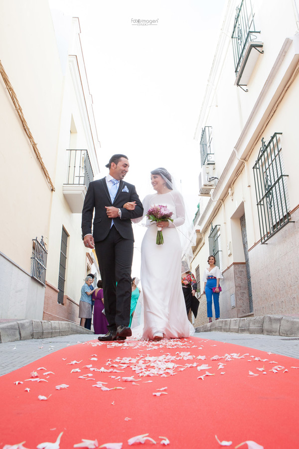 FOTOYMAGEN-Boda-Migue-y-Leni-Arahal-Arache-Los-Barreros-Paris-Torre-Eiffel-Fotos-Originales-y-Diferentes-Divertidas (8)