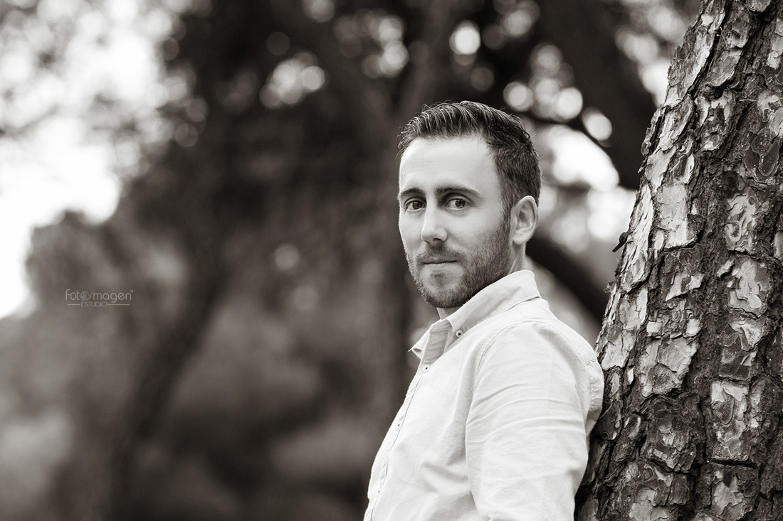 FOTOYMAGEN-PreBoda-Maricarmen-y-Adri-Boda-Marchena-Parque-Oromana-Fotos-Naturales-y-Frescas-(5)