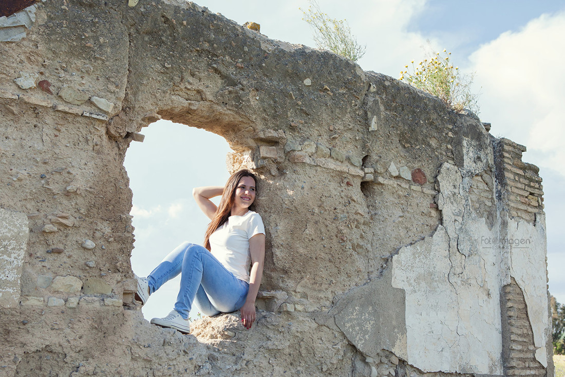 FOTOYMAGEN-PreBoda-Juanma-y-Loreto-Boda-Marchena-Río-Corbones-Cortijos-Campo-Fotos-Naturales-y-Frescas-(4)