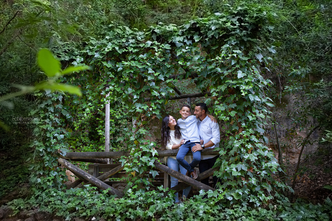 FOTOYMAGEN-PreBoda-Eli-y-Braulio-Boda-Marchena-Parque-Oromana-Fotos-Naturales-y-Frescas-(4)