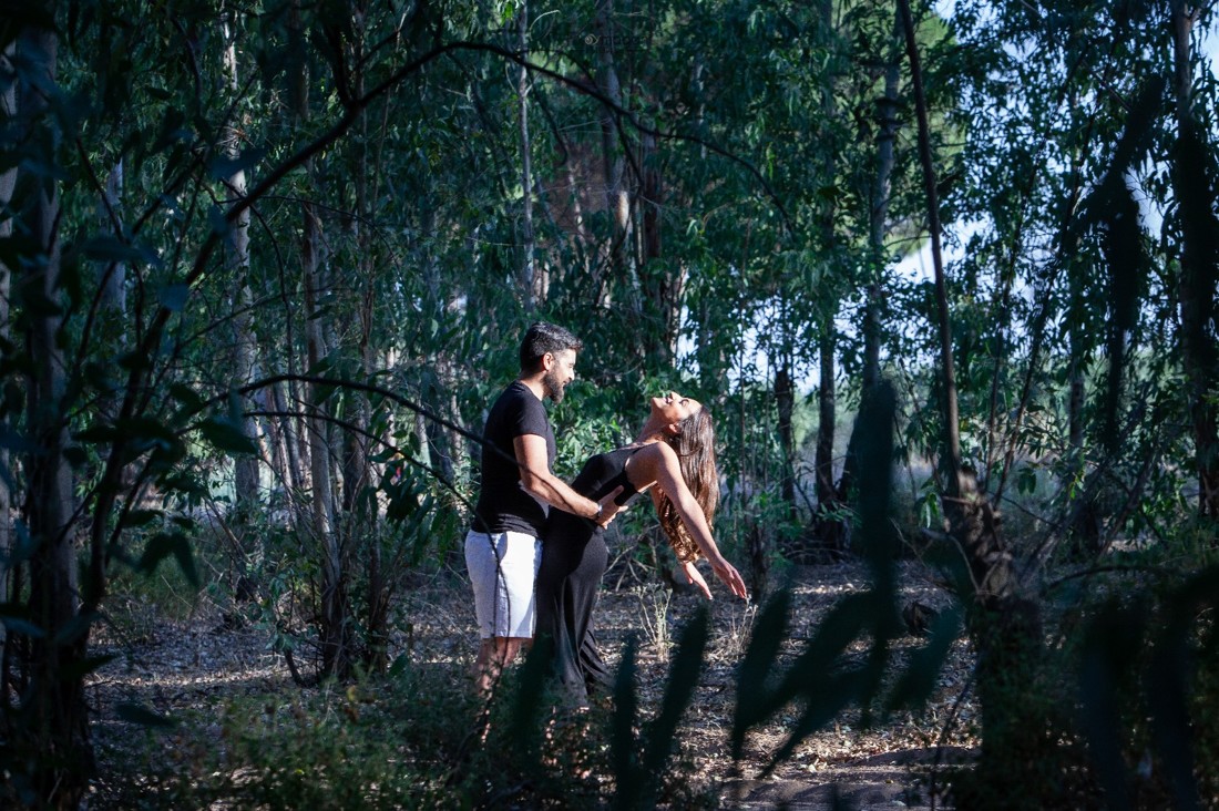 FOTOYMAGEN PreBoda Sandra y Bernardo Boda Sevilla Pinar Cortijos Campo Fotos Naturales y Simpaticas (1)