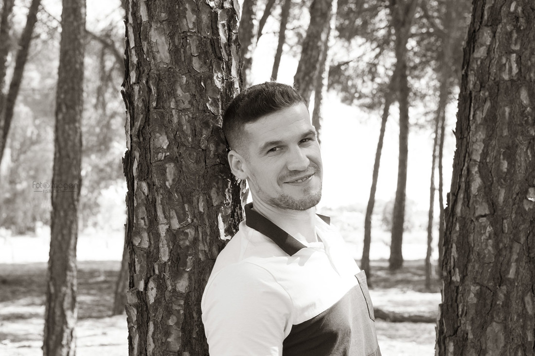 FOTOYMAGEN-PreBoda-Isabel-y-Jose-Eulalio-Boda-Marchena-Pinar-Campo-Fotos-Naturales-y-Frescas-(3)