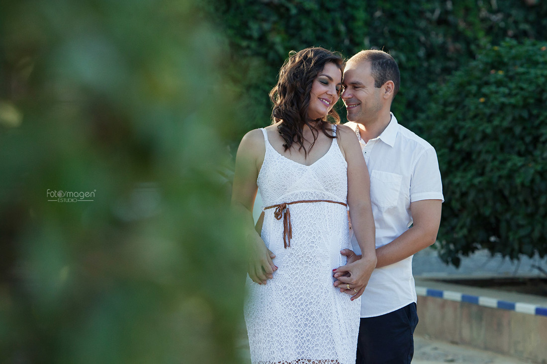 FOTOYMAGEN-PREBODA-Mary-e-Ismael-Barrio-de-la-Juderia-Santa-Cruz--Sevilla-Amor-Verdadero-Fotógrafo-Bodas-(2)