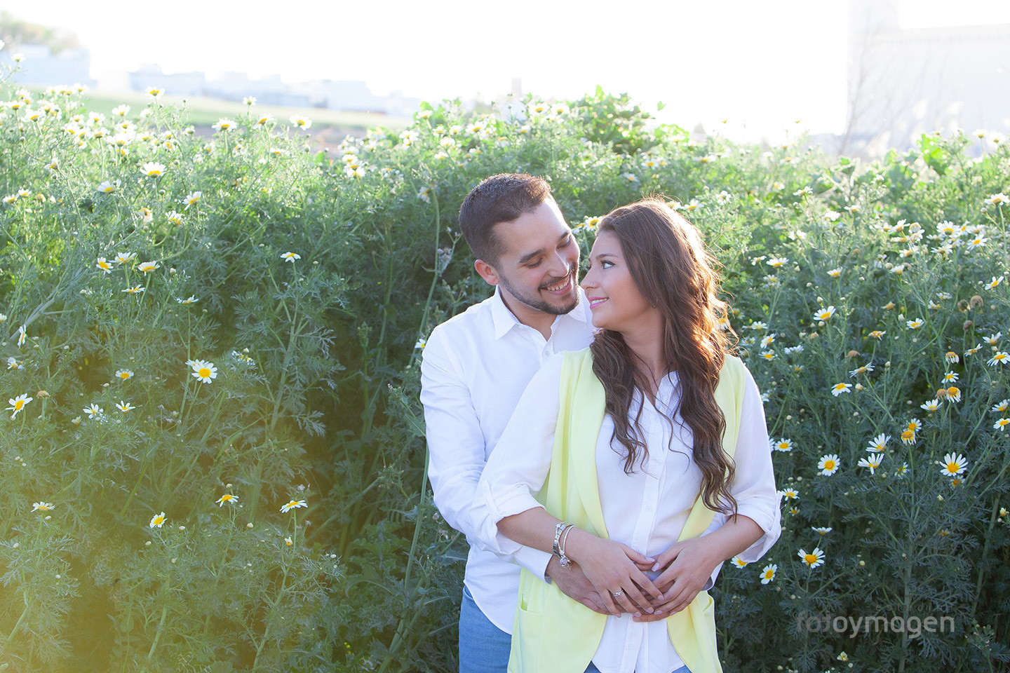 FOTOYMAGEN-Preboda-Antonio-y-Mary-Risas-Amor-Caras-Bonitas-Campo-Algo-Diferente-(1)