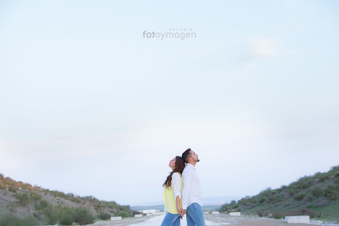 FOTOYMAGEN-Preboda-Antonio-y-Mary-Risas-Amor-Caras-Bonitas-Campo-Algo-Diferente-(4)